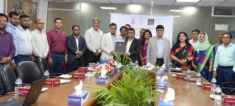 সোনালী ব্যাংক ও ইবনে সিনা ট্রাস্টের চুক্তি স্বাক্ষর